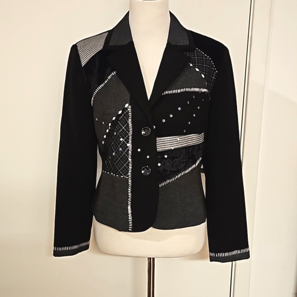 CITY GIRL Black embellished sequins stitching textures studs rhinestones Small